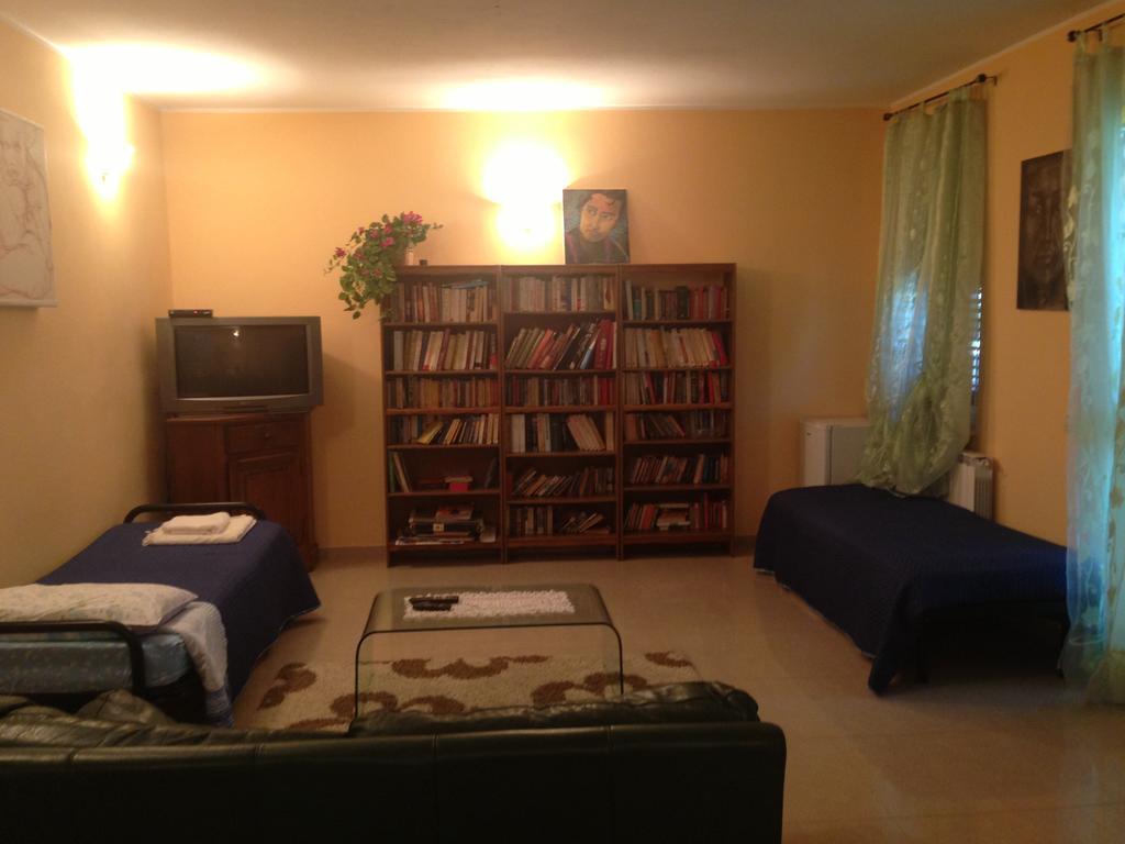 Villa Naclerio Sarzana Phòng bức ảnh